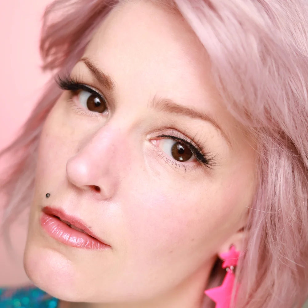 Eyeling Dark Brown mõlemas silmas